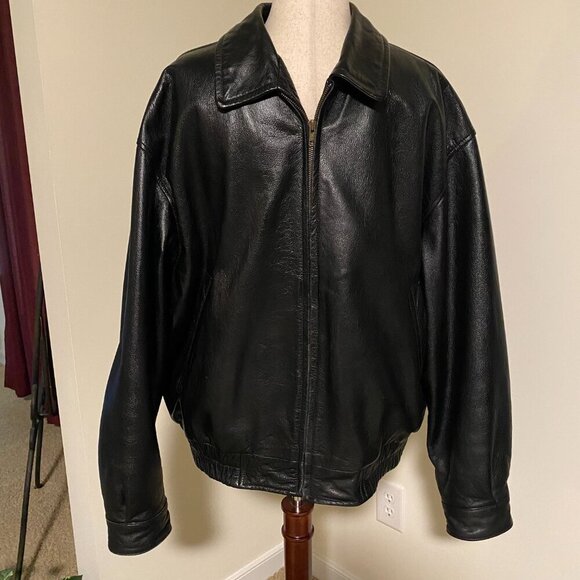 Vintage St. John's Bay Genuine Leather Men's Bomber Jacket Quilted Size XL - Picture 3 of 14